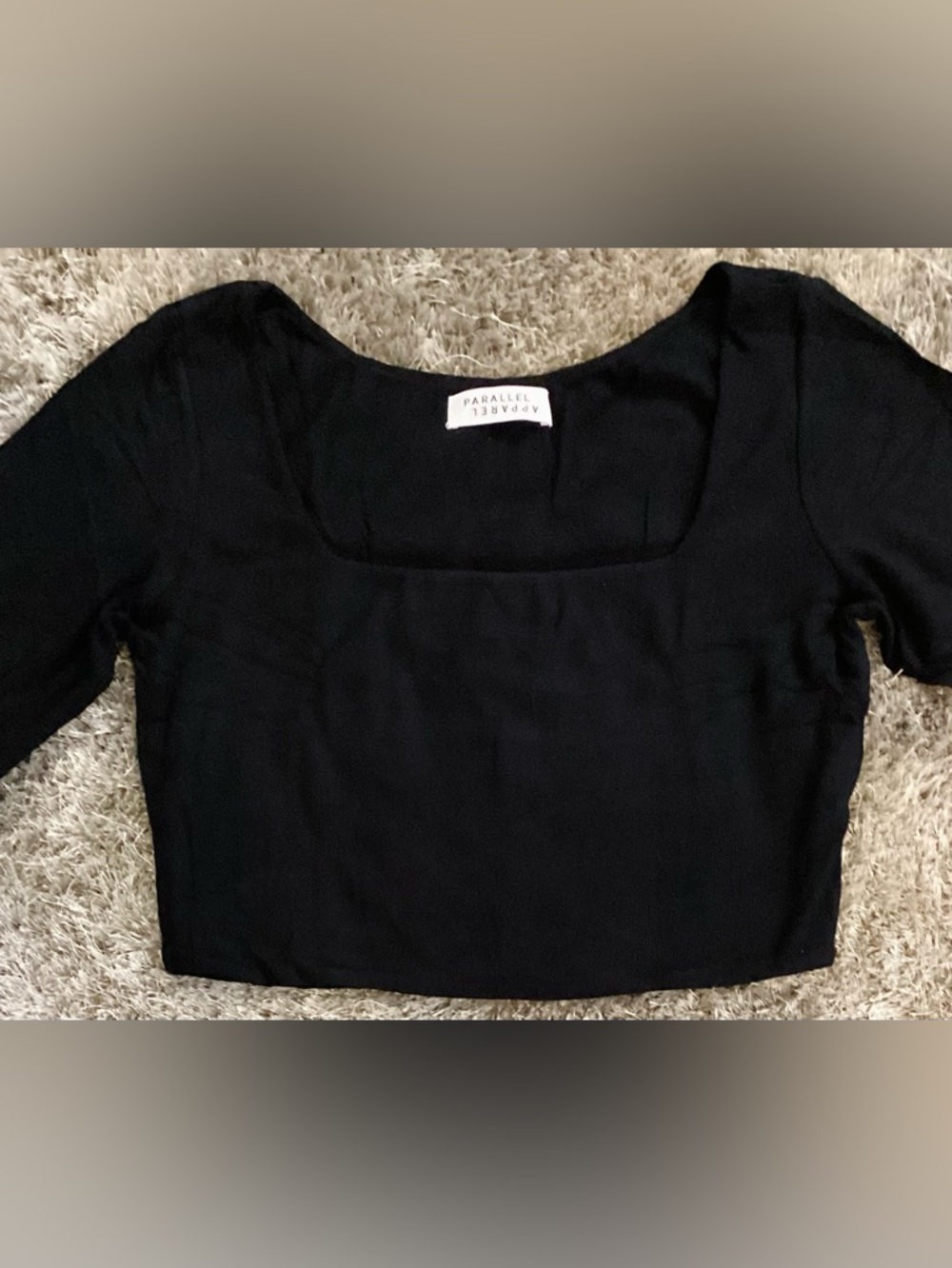 Square-Neck Long Sleeve Crop Top - Black 🐦‍⬛